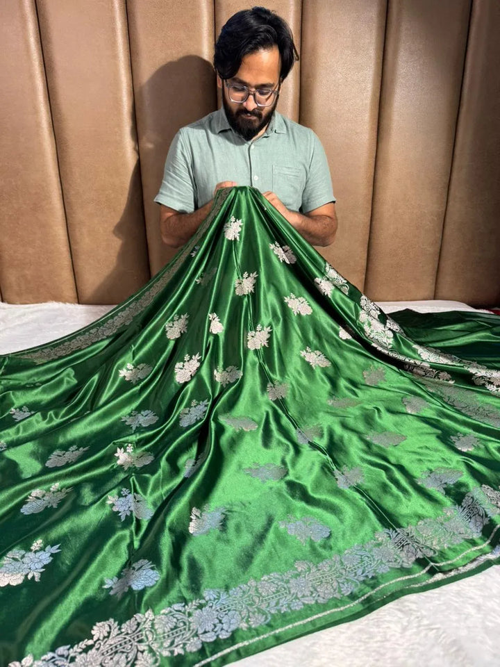 Emerald Green Mashru Katan Silk Banarasi Saree with Rich pallu and blouse