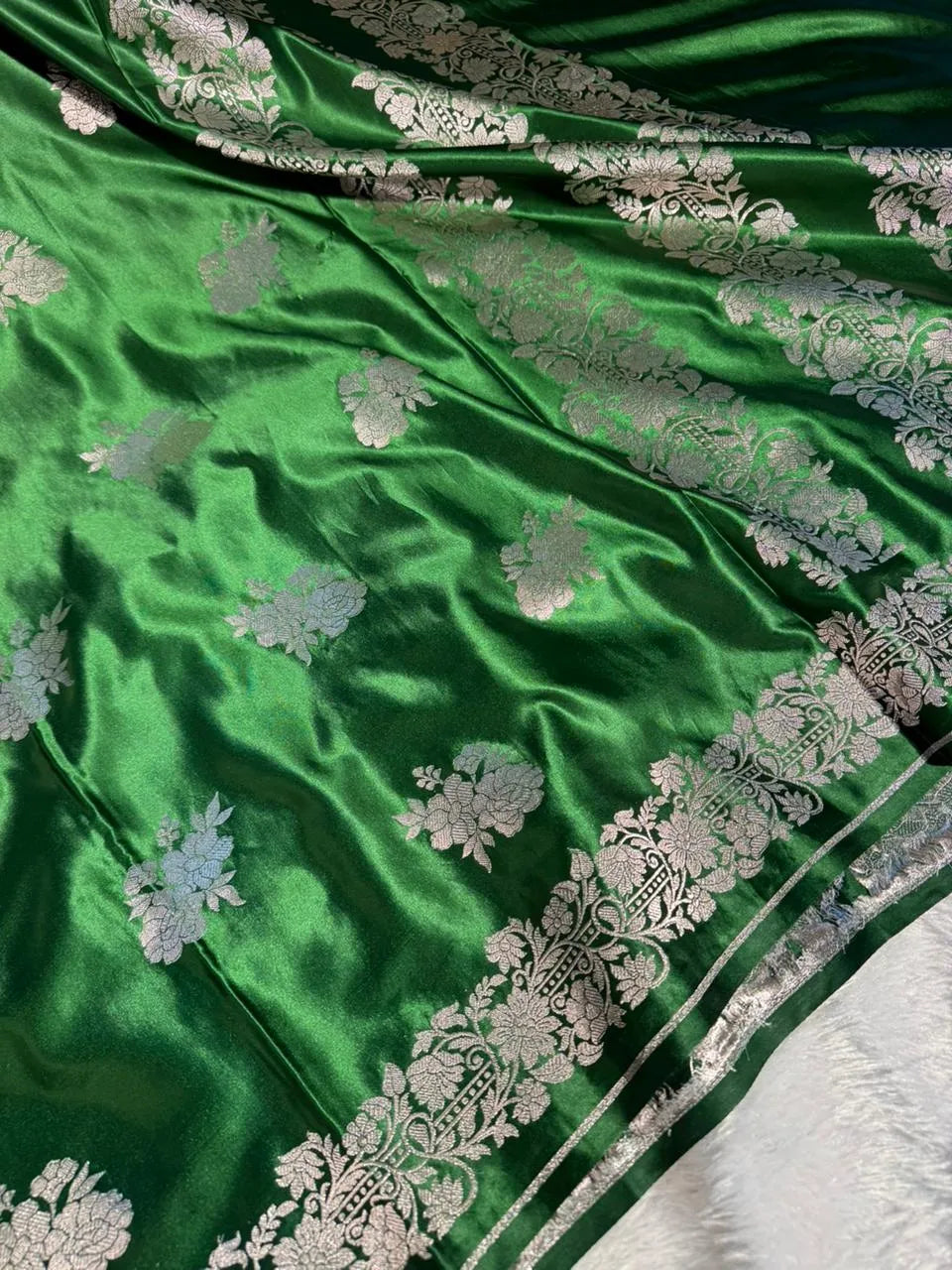 Emerald Green Mashru Katan Silk Banarasi Saree with Rich pallu and blouse