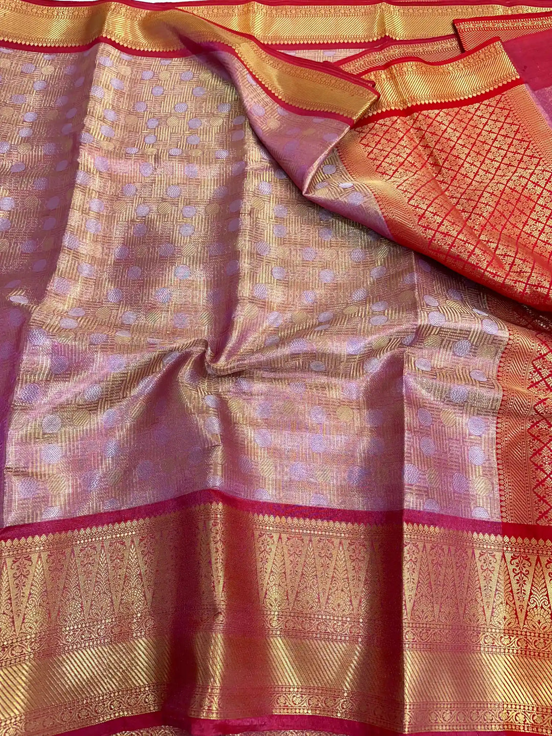 Exclusive Kathan Tissue Silk Brocade Weave Banarasi Saree