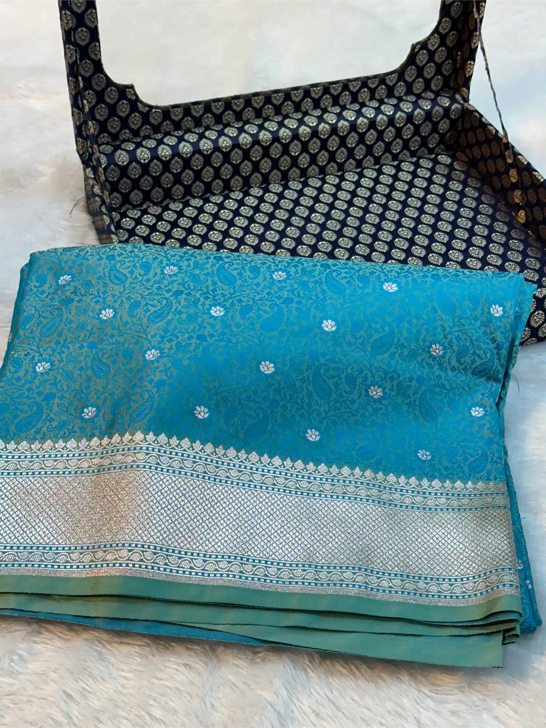 Firozi Blue Intricate Mashru Katan Silk Tanchoi Banarasi Saree