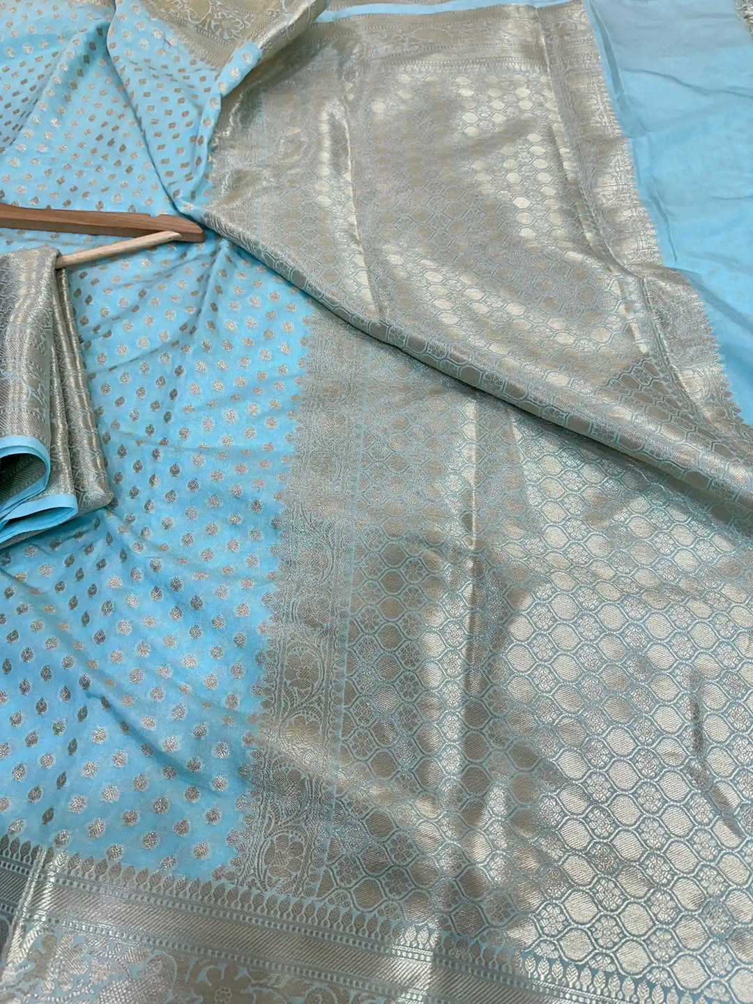 Firozi Blue Chiniya Silk Zari Buti Weave Banarasi Saree