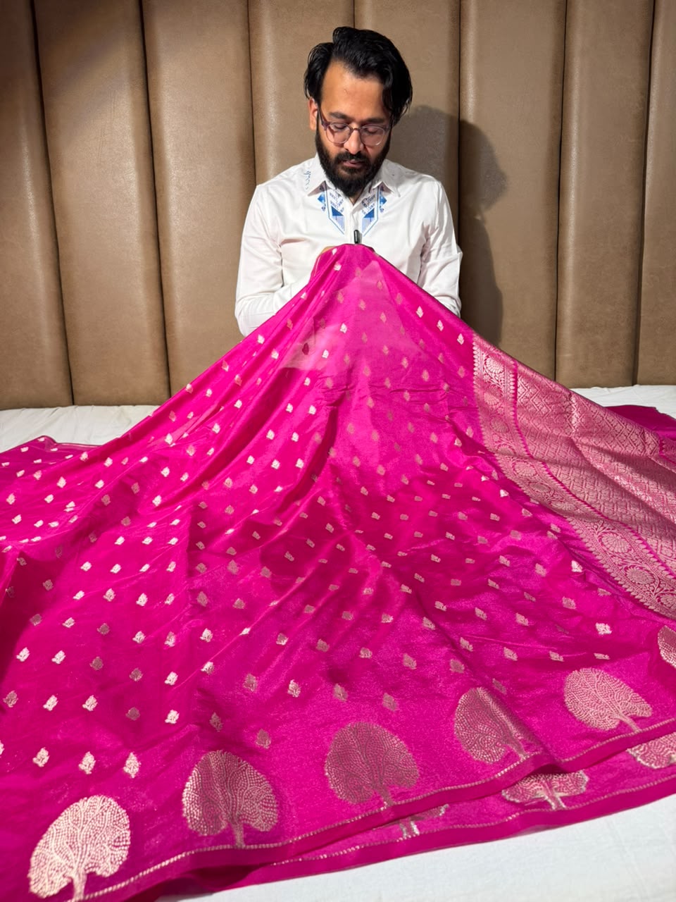 Rani Pink Traditional Chinia Silk Banarasi Saree