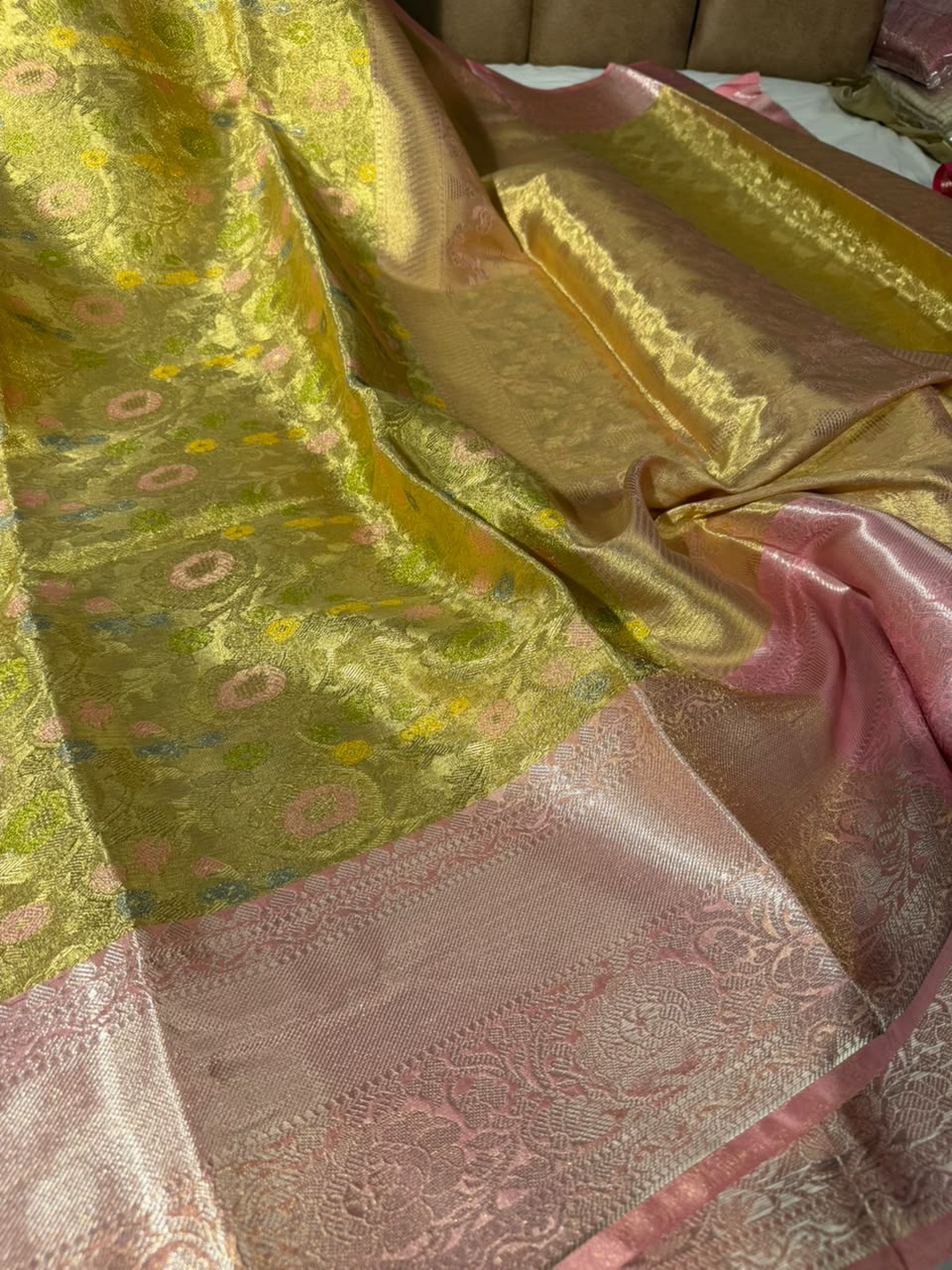 Gold Meenakari Vaskat Tissue Silk Banarasi Saree