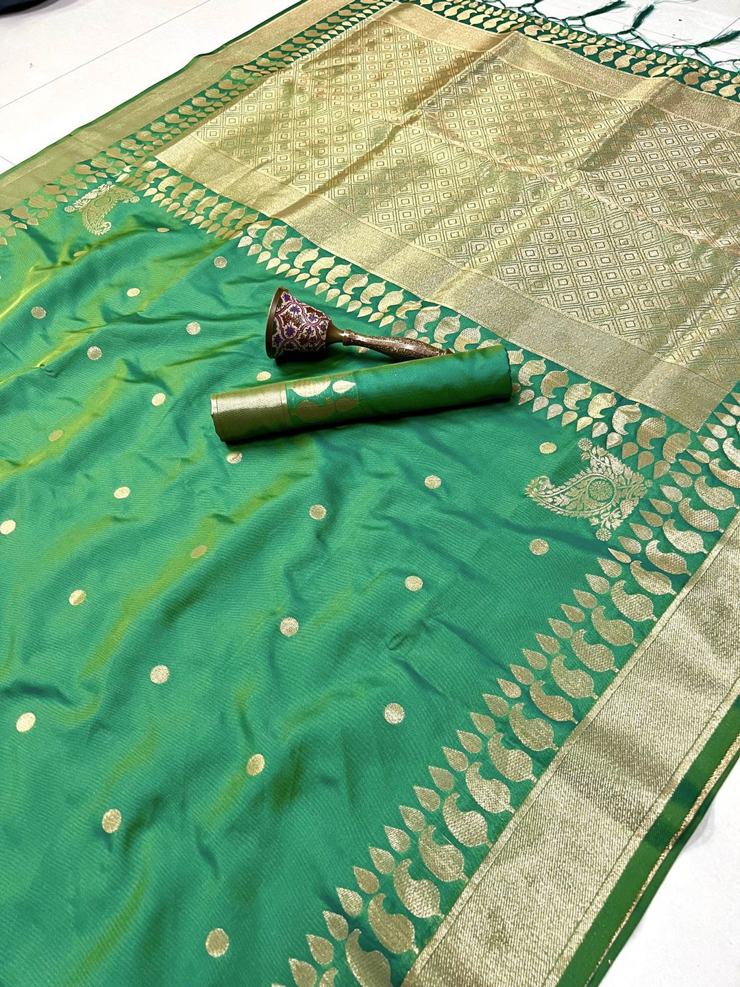 Madhuri Dixit Inspired Premium Katan Silk Saree with Rich Pallu and Blouse