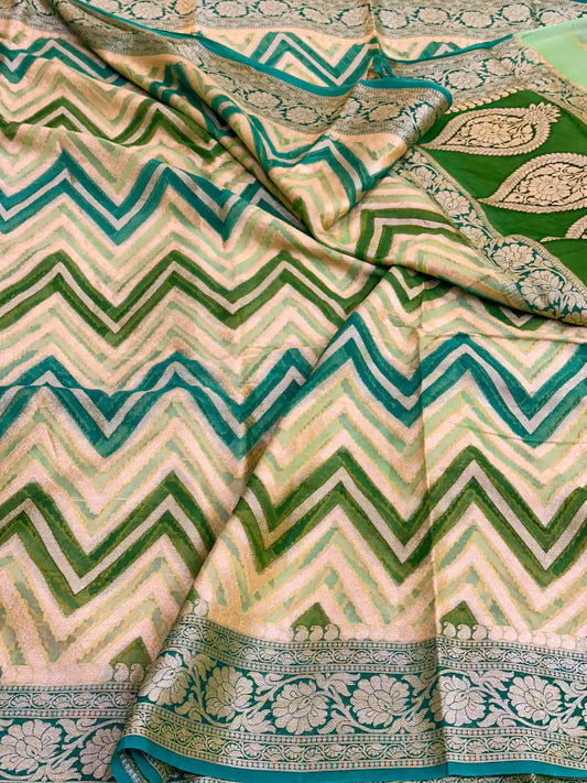 Green Rangkat Handbrush Dyed Zig Zag Chiffon Banarasi Saree