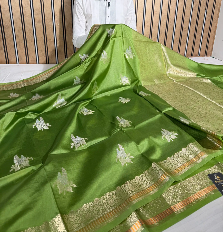 Green Raw Dupion Silk Traditional Banarasi Saree