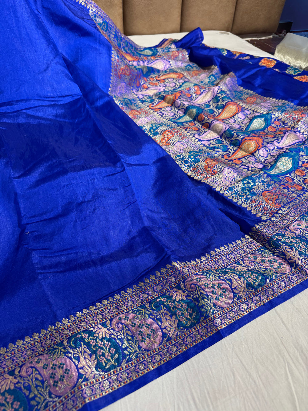 Unique Thread Unique Thread Sarees | Shop Banarasi Silk Sarees Online – Unique ...