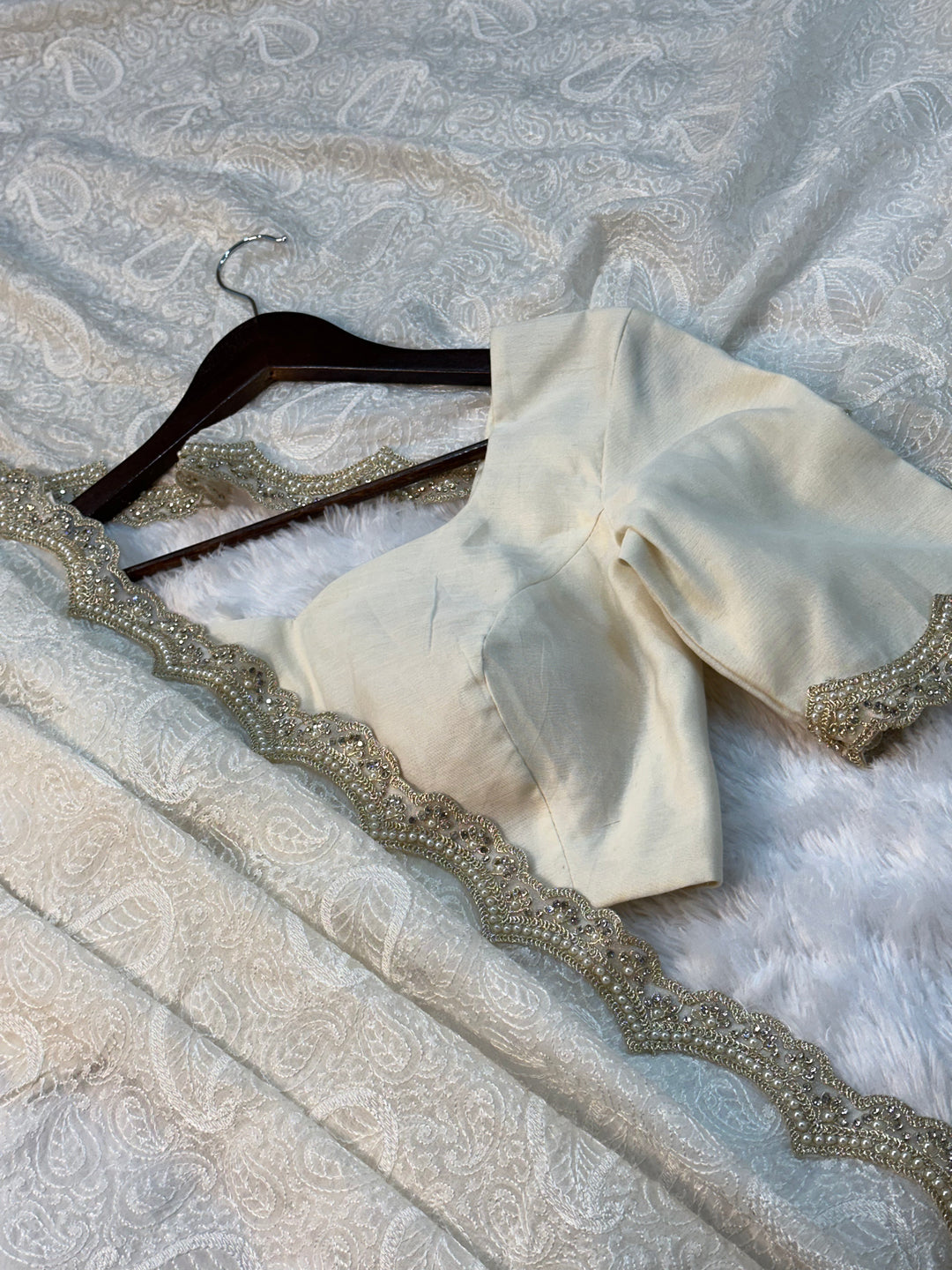 Pure Mul Cotton chikankari saree with motiwork lace border and scelup pallu