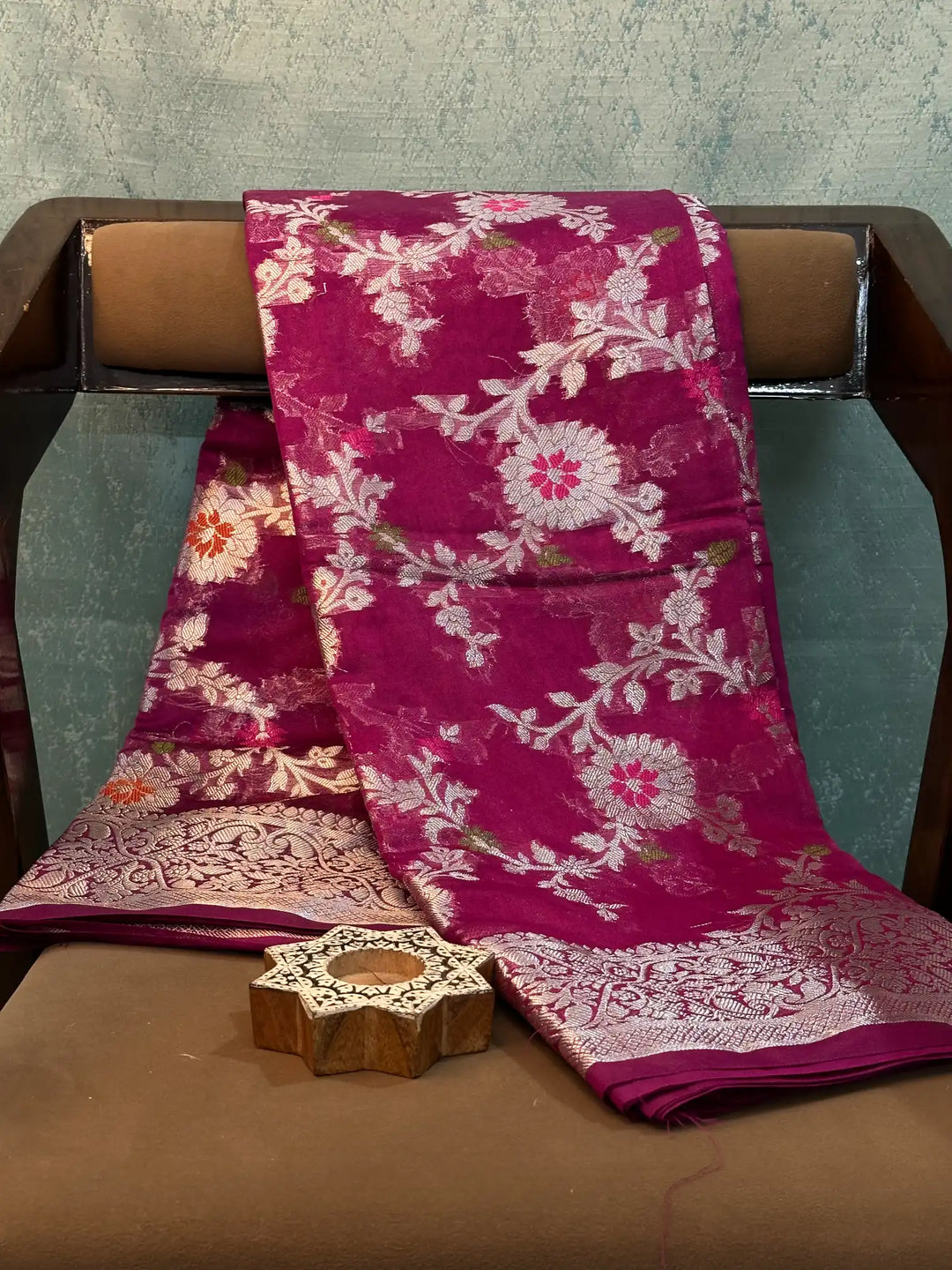 Eccentric Weave Softsilk Traditional Banarasi Saree