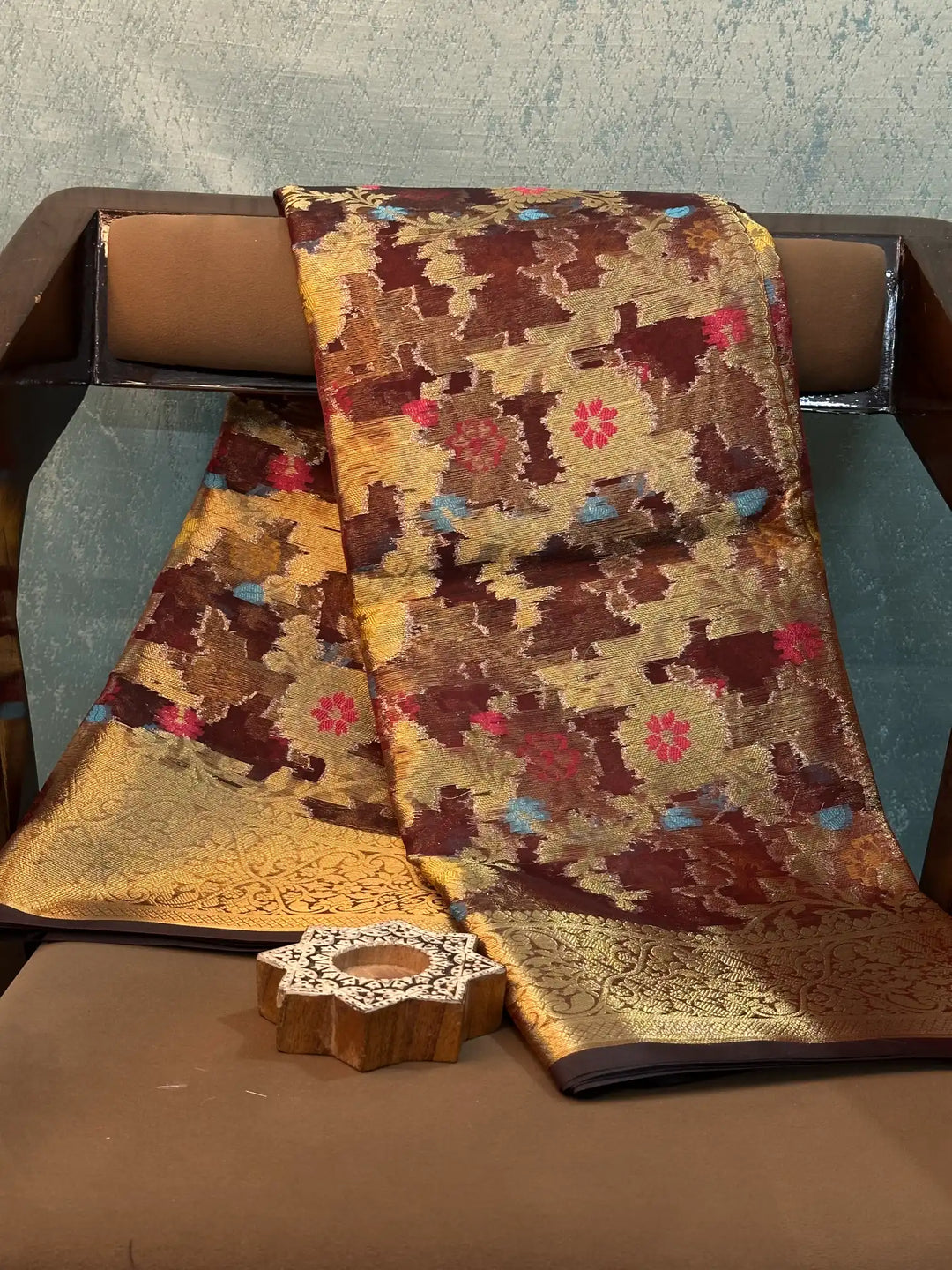 Eccentric Weave Softsilk Traditional Banarasi Saree