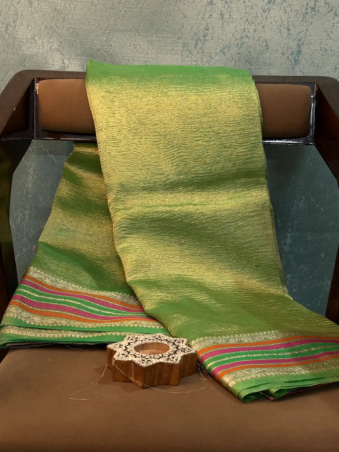 Contemporary Weave Kora Tissue Silk Banarasi Saree