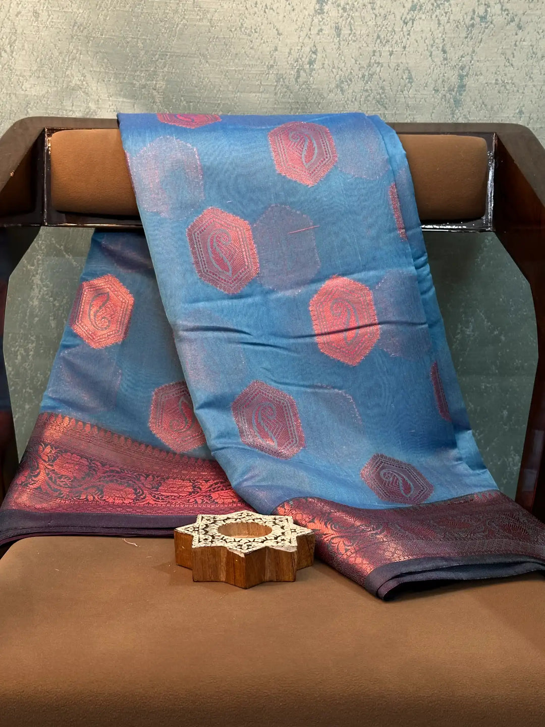 Eccentric Weave Softsilk Traditional Banarasi Saree