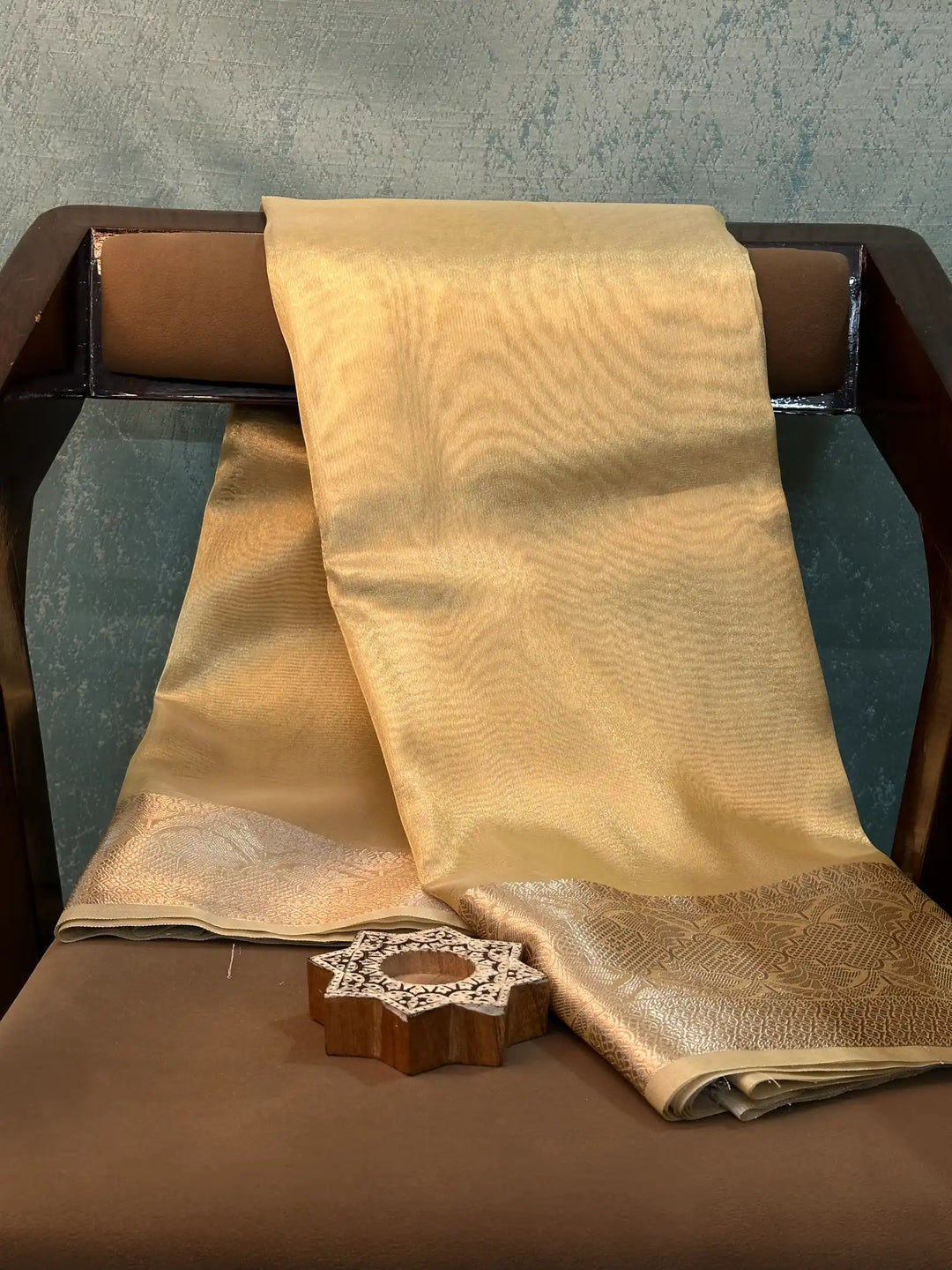 Eccentric Weave Softsilk Traditional Banarasi Saree