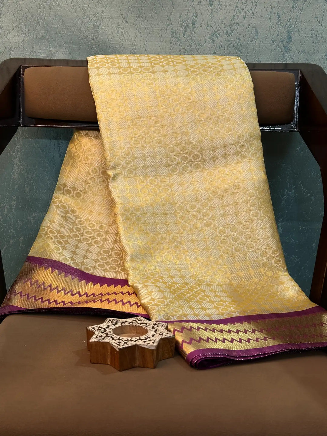 Eccentric Weave Softsilk Traditional Banarasi Saree
