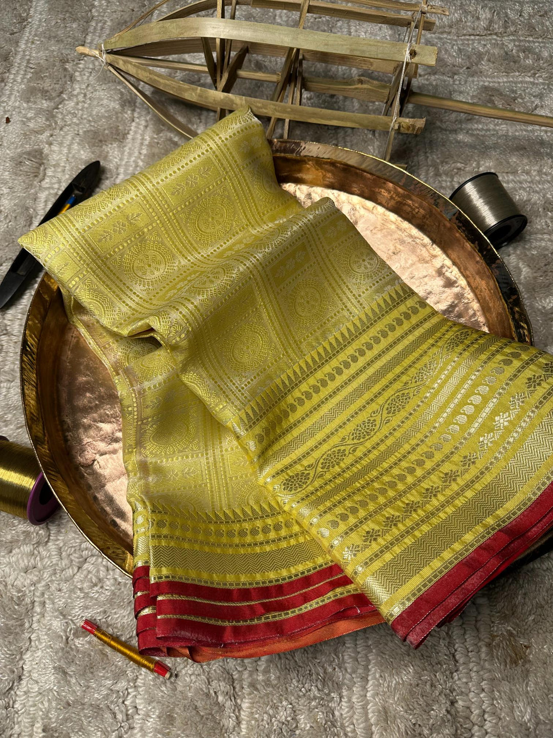 Eccentric Weave Softsilk Traditional Banarasi Saree