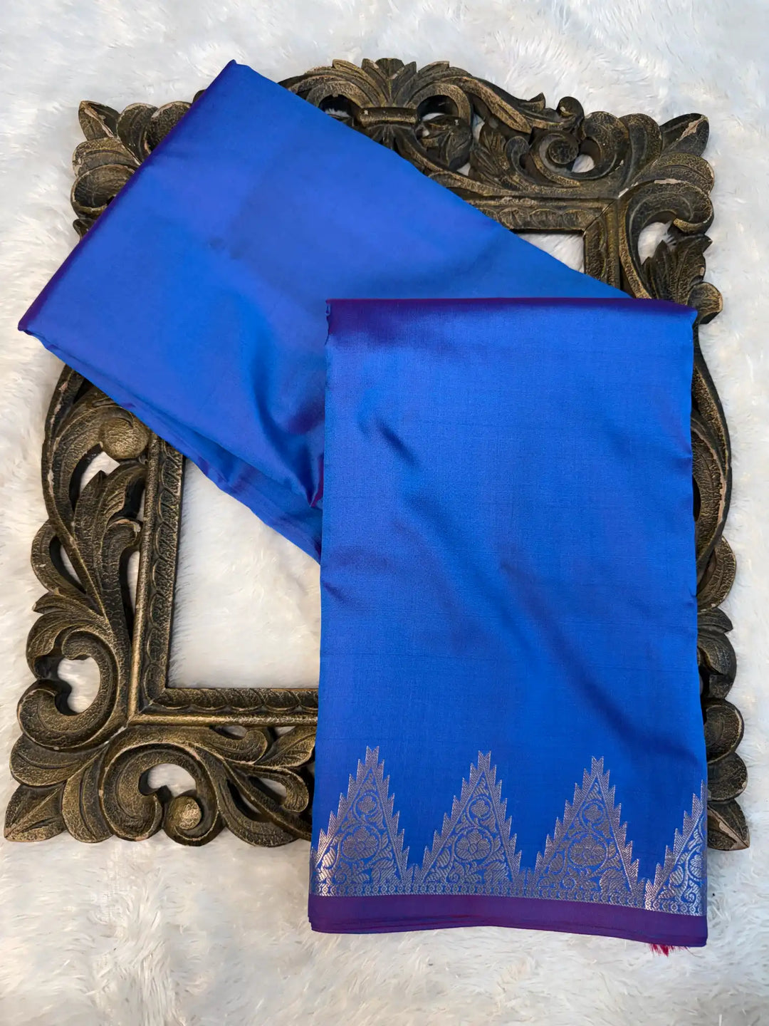 Eccentric Weave Softsilk Traditional Banarasi Saree