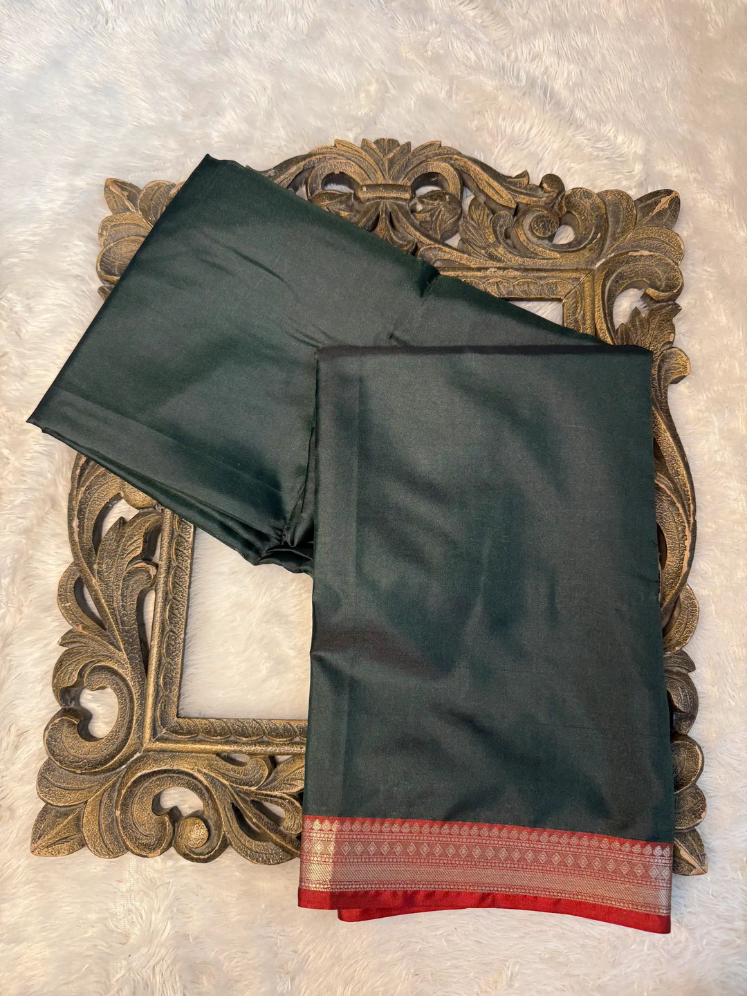 Eccentric Weave Softsilk Traditional Banarasi Saree