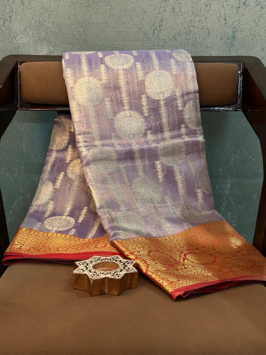 Contemporary Weave Kora Tissue Silk Banarasi Saree