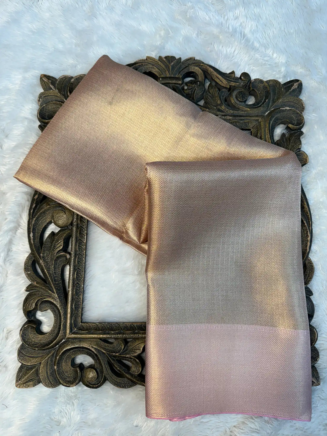 Contemporary Weave Kora Tissue Silk Banarasi Saree