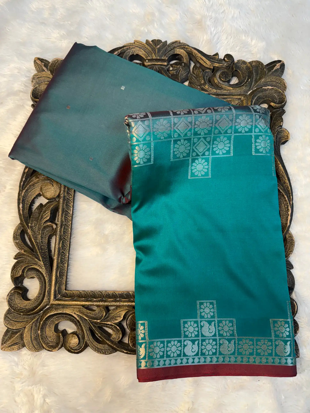 Contemporary Weave Kora Tissue Silk Banarasi Saree