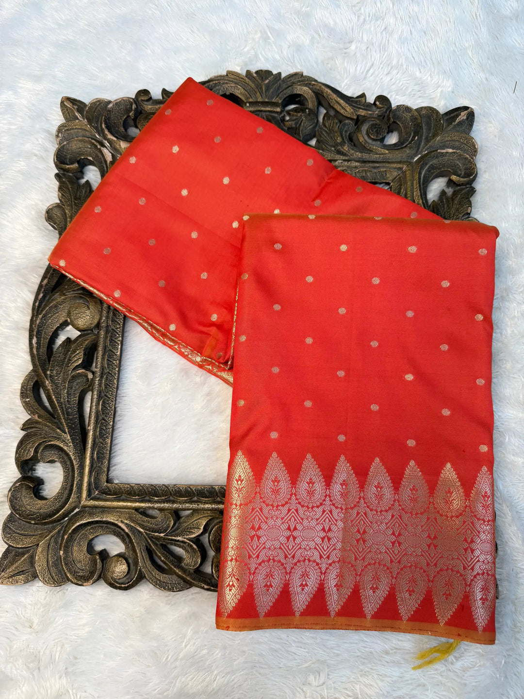 Eccentric Weave Softsilk Traditional Banarasi Saree