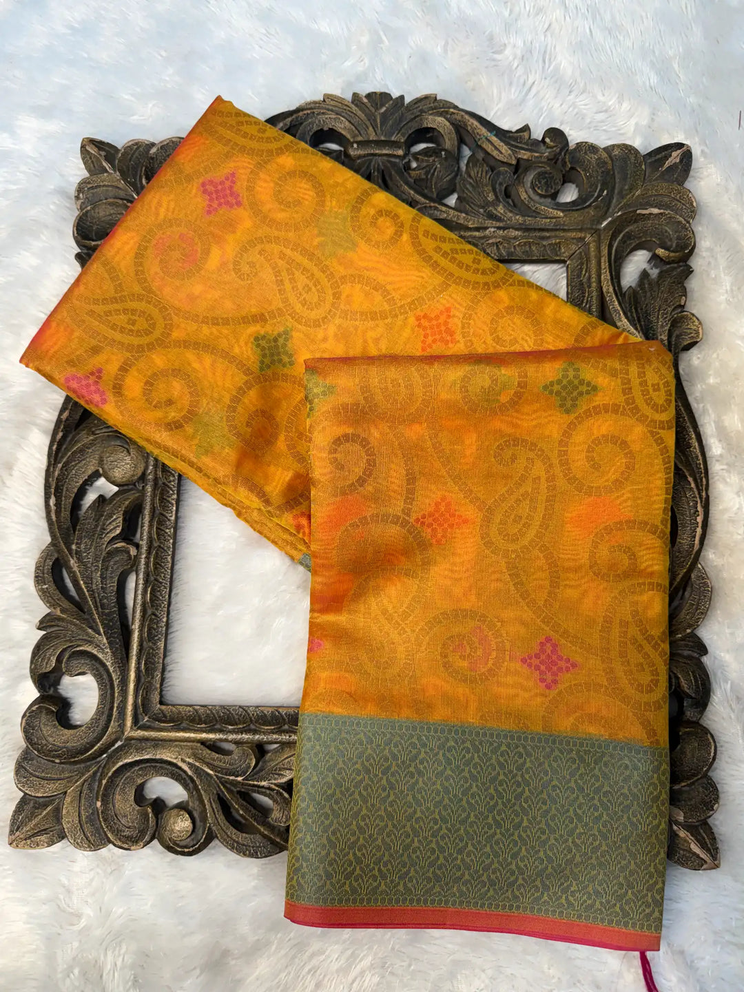 Contemporary Weave Kora Tissue Silk Banarasi Saree