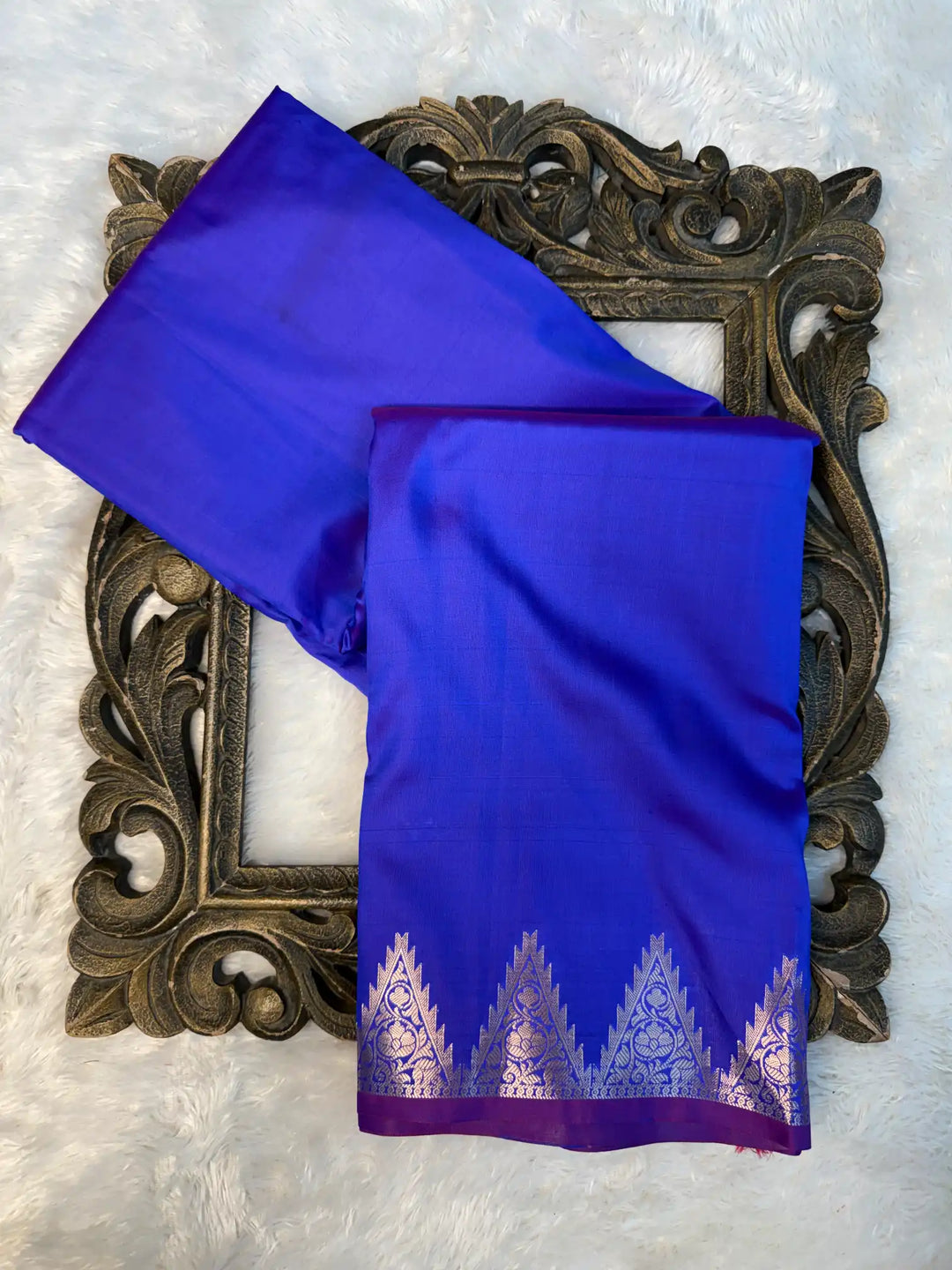 Eccentric Weave Softsilk Traditional Banarasi Saree