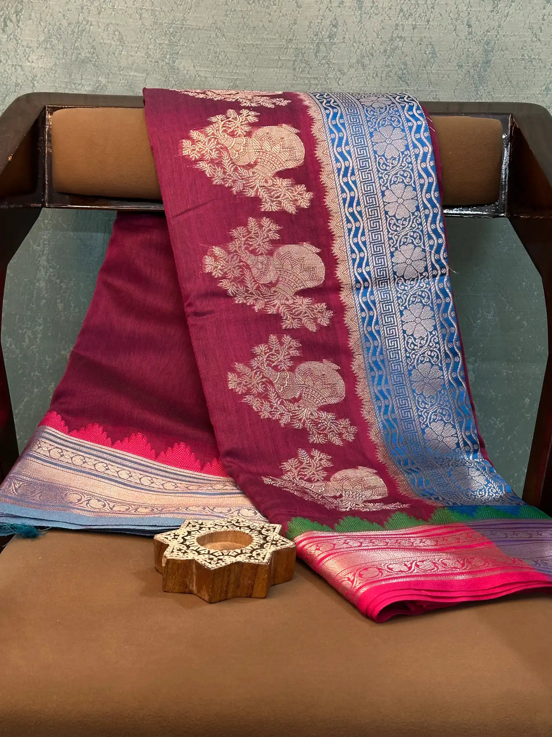 Contemporary Weave Kora Tissue Silk Banarasi Saree