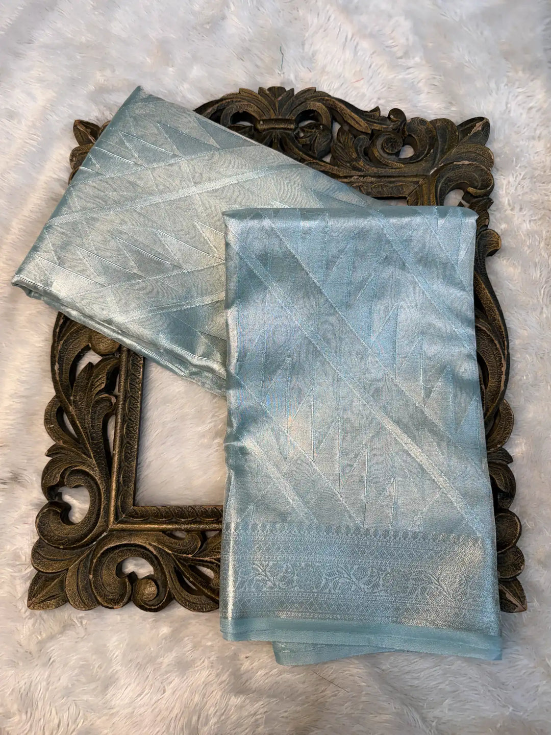 Contemporary Weave Kora Tissue Silk Banarasi Saree