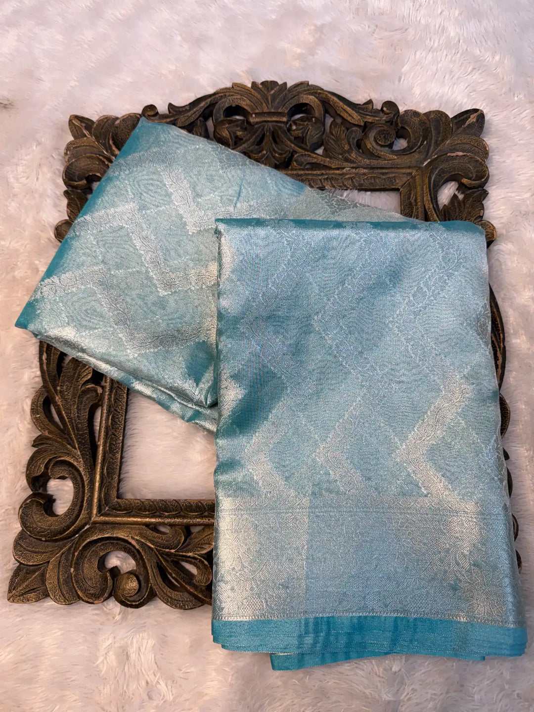 Eccentric Weave Softsilk Traditional Banarasi Saree