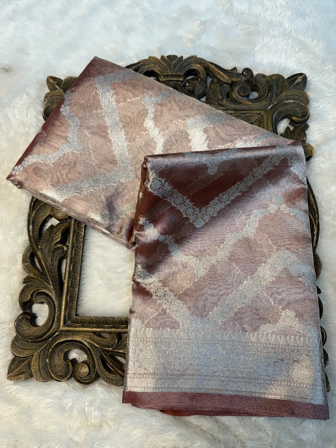 Eccentric Weave Softsilk Traditional Banarasi Saree