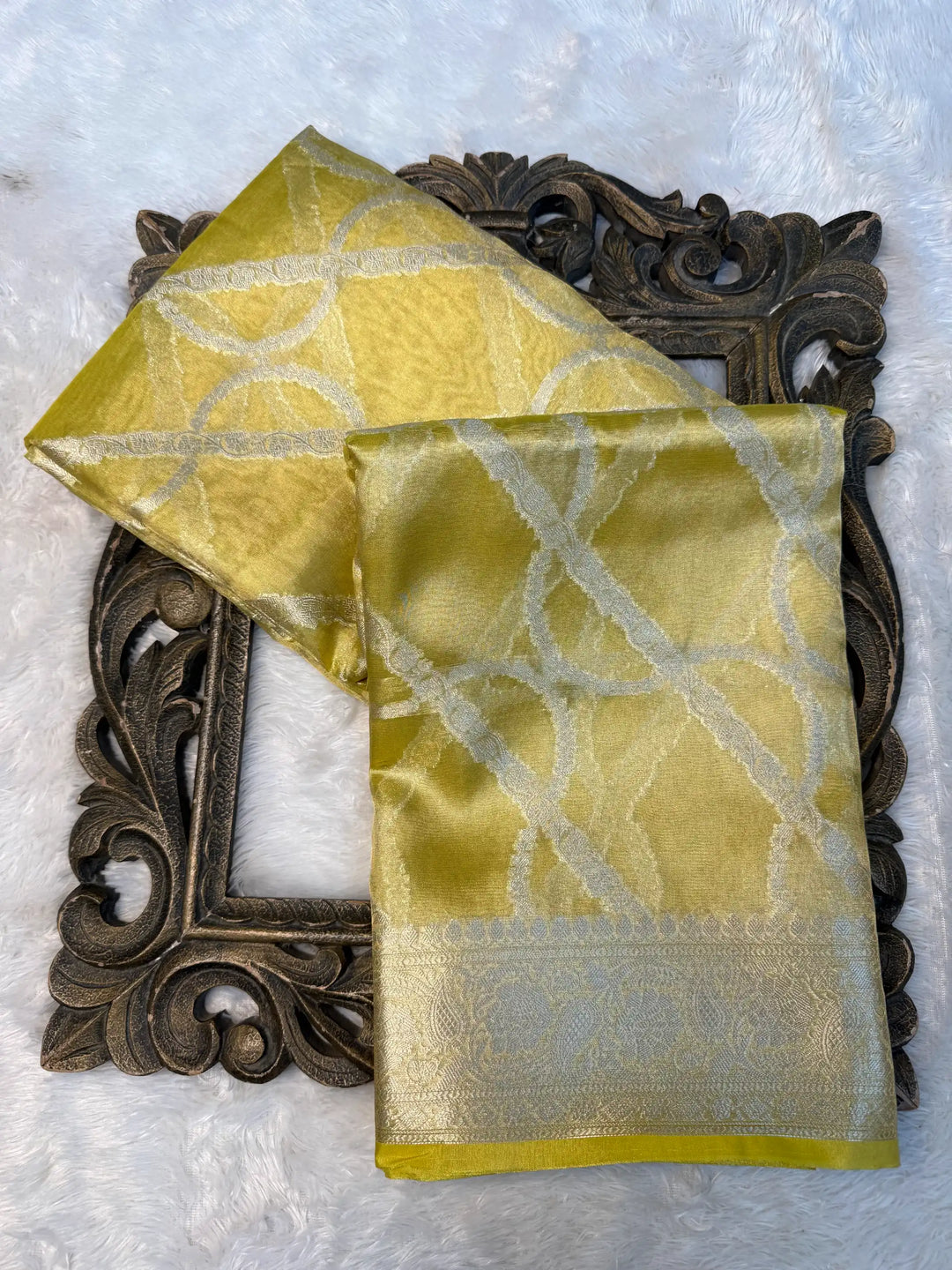 Contemporary Weave Kora Tissue Silk Banarasi Saree