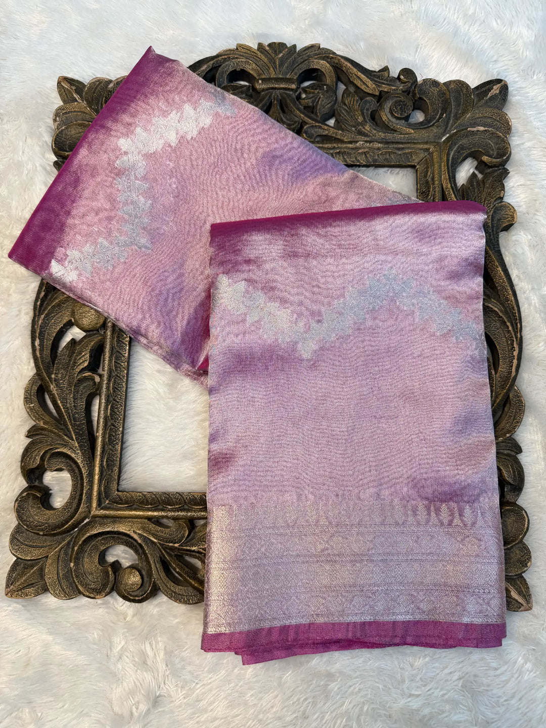 Contemporary Weave Kora Tissue Silk Banarasi Saree