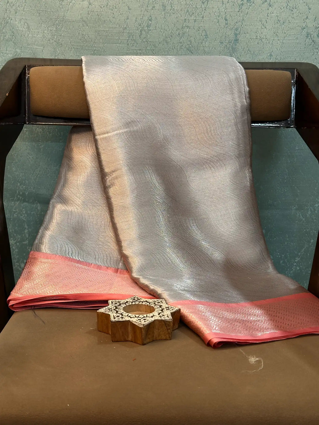 Contemporary Weave Kora Tissue Silk Banarasi Saree