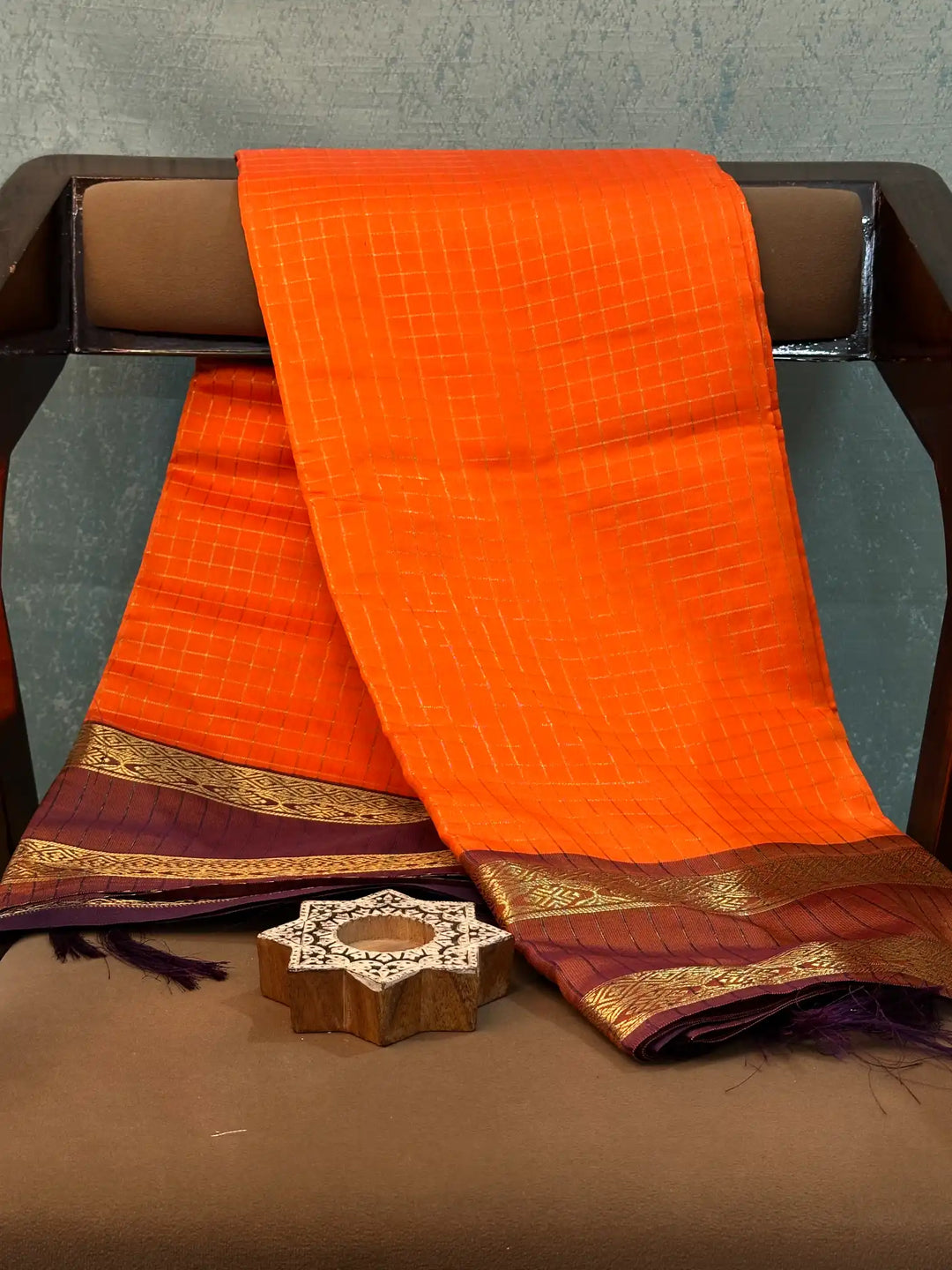 Contemporary Weave Kora Tissue Silk Banarasi Saree