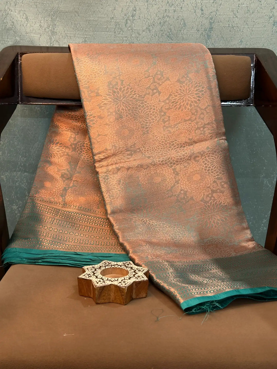 Contemporary Weave Kora Tissue Silk Banarasi Saree