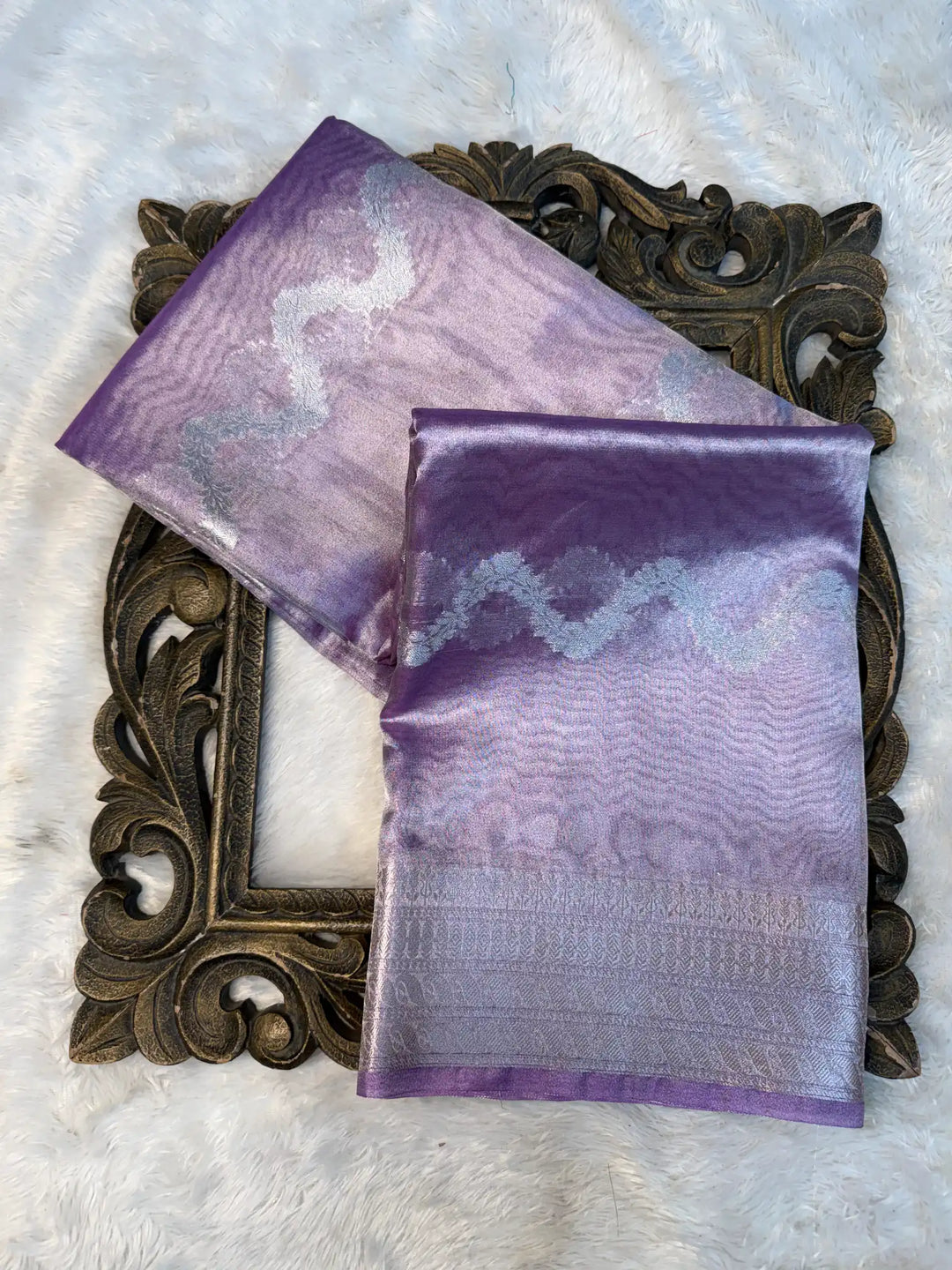 Contemporary Weave Kora Tissue Silk Banarasi Saree