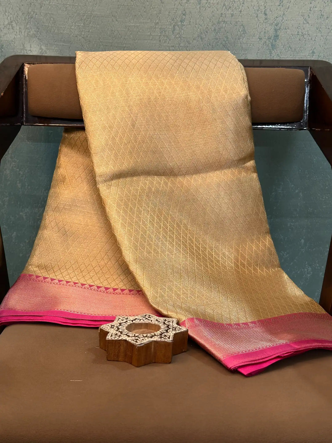 Eccentric Weave Softsilk Traditional Banarasi Saree