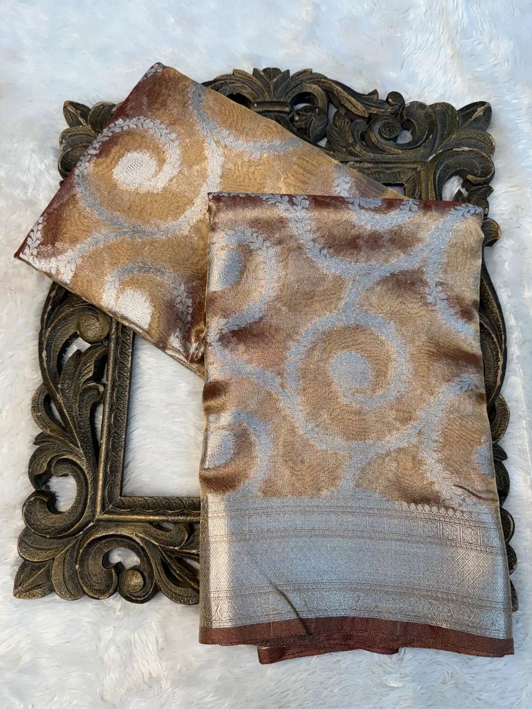 Contemporary Weave Kora Tissue Silk Banarasi Saree