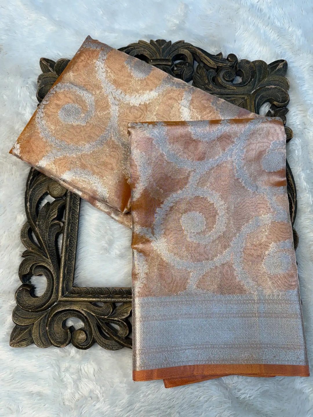 Eccentric Weave Softsilk Traditional Banarasi Saree