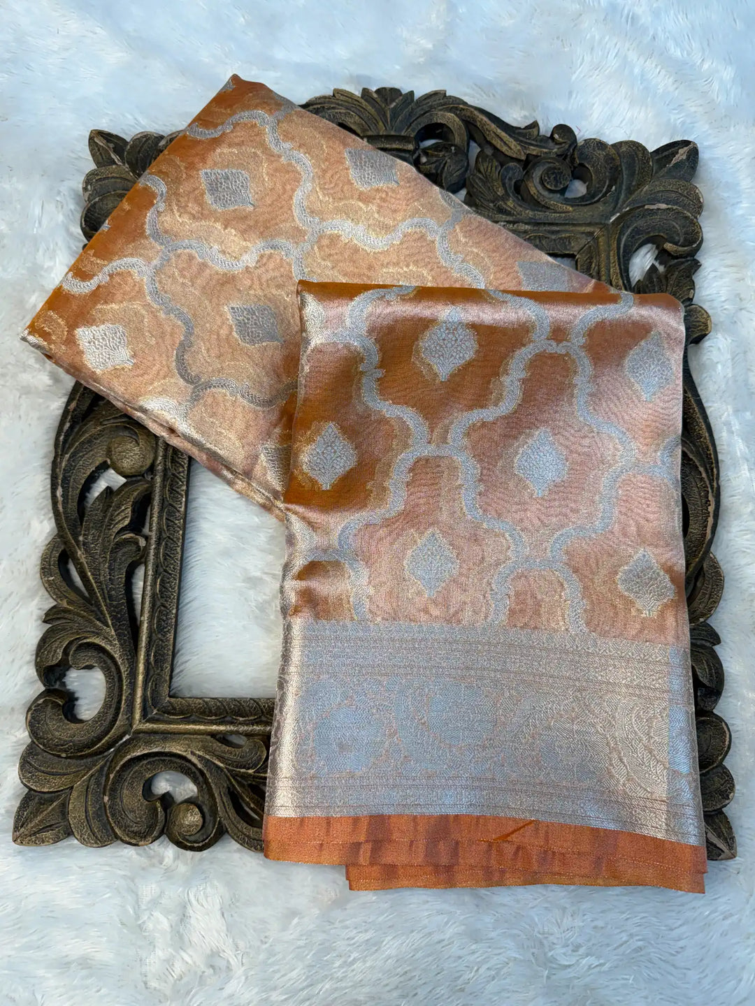 Eccentric Weave Softsilk Traditional Banarasi Saree