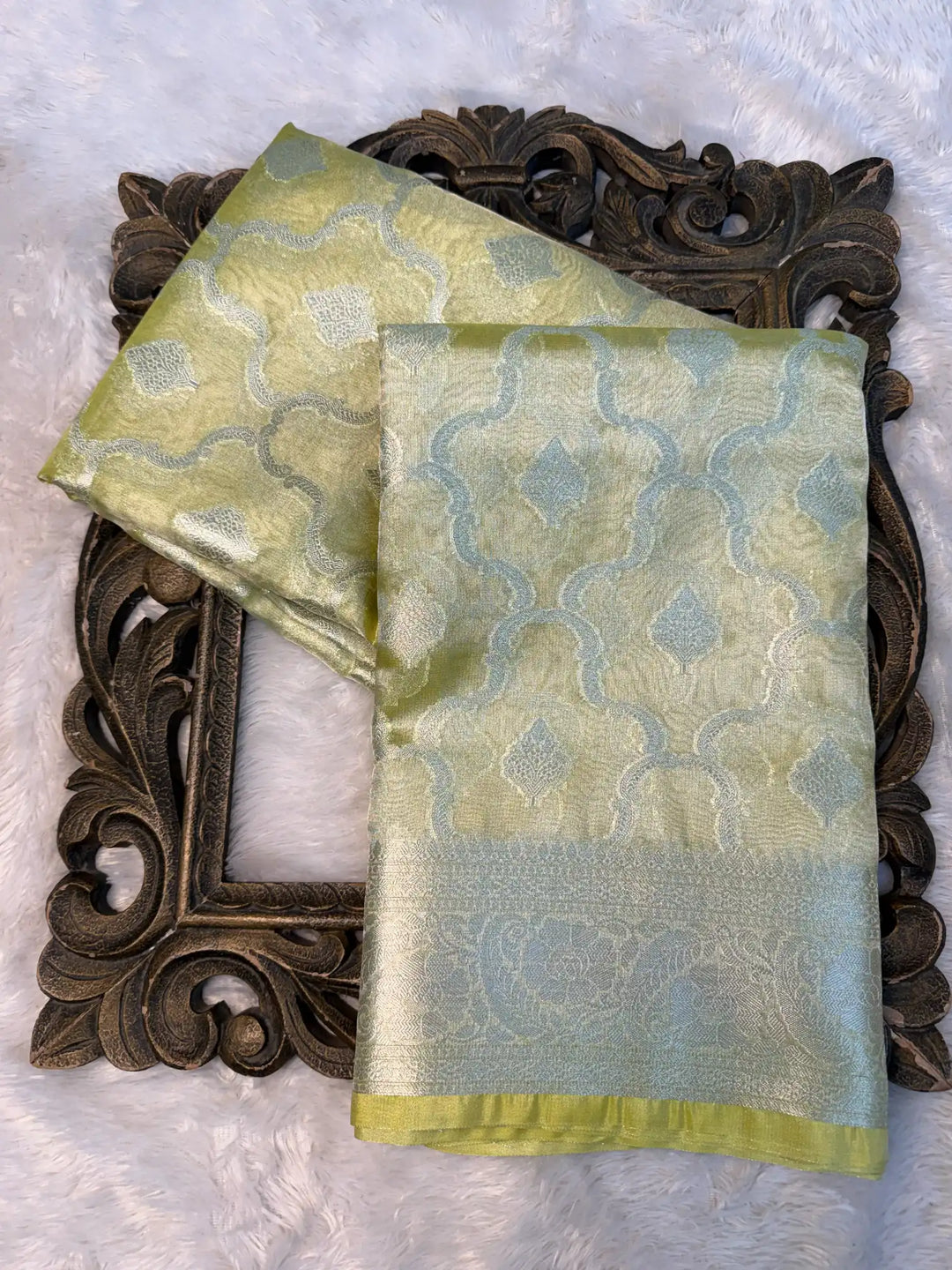 Contemporary Weave Kora Tissue Silk Banarasi Saree