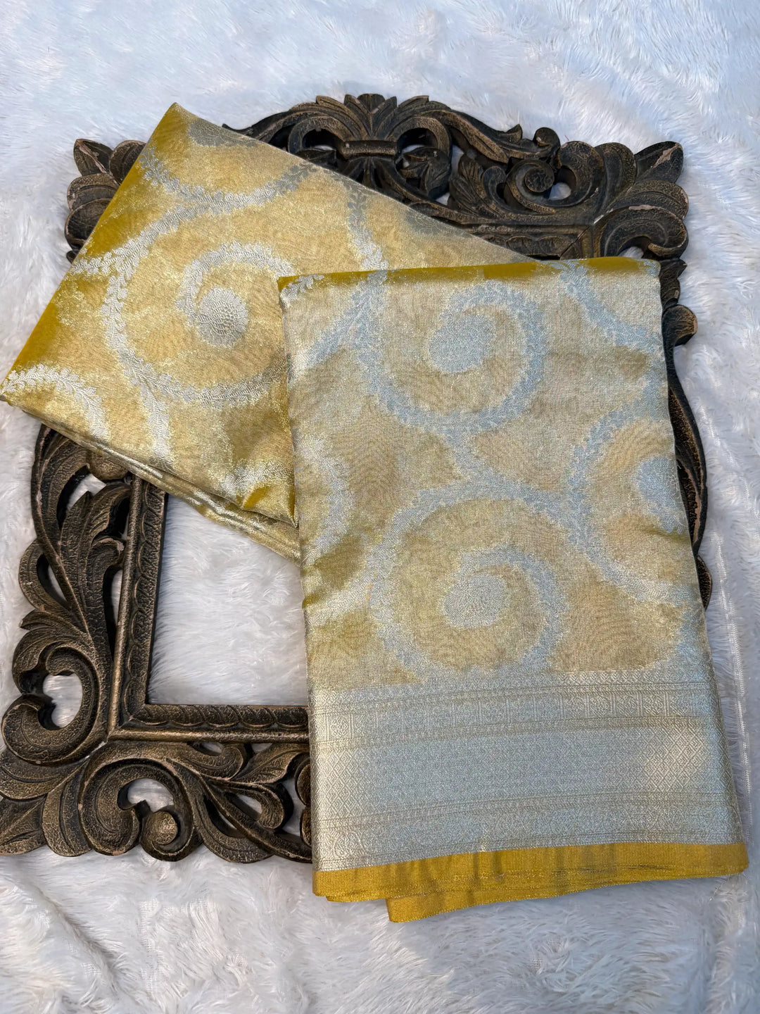 Contemporary Weave Kora Tissue Silk Banarasi Saree
