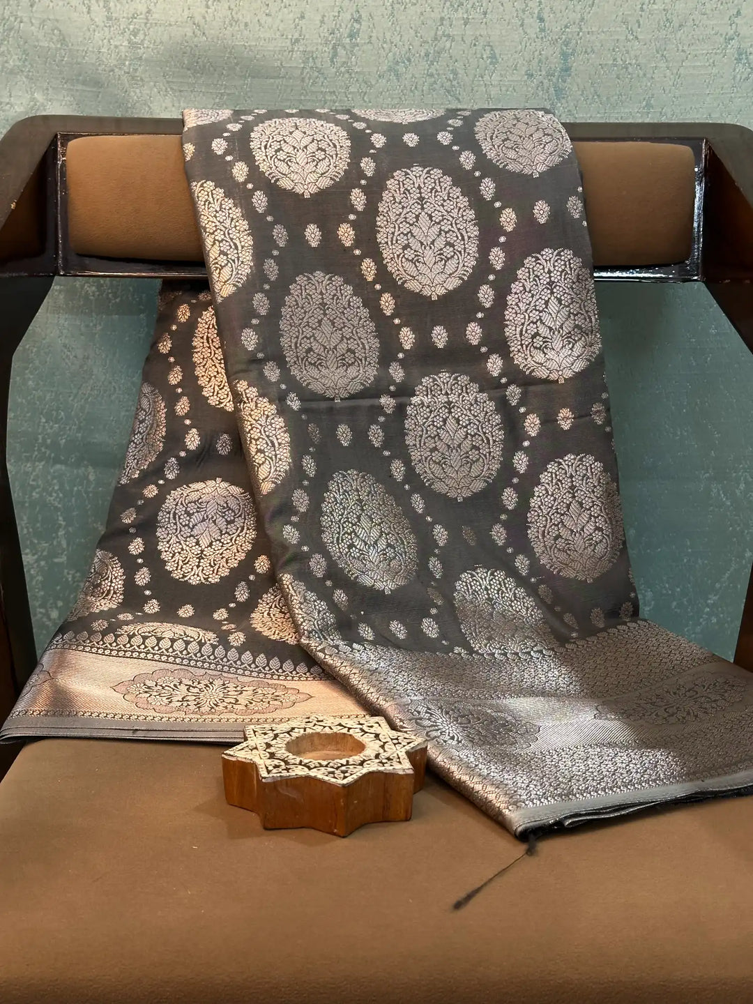 Eccentric Weave Softsilk Traditional Banarasi Saree
