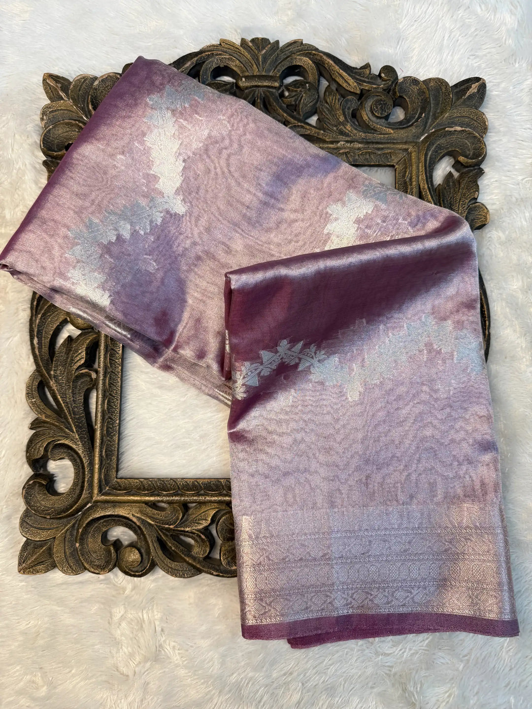 Contemporary Weave Kora Tissue Silk Banarasi Saree