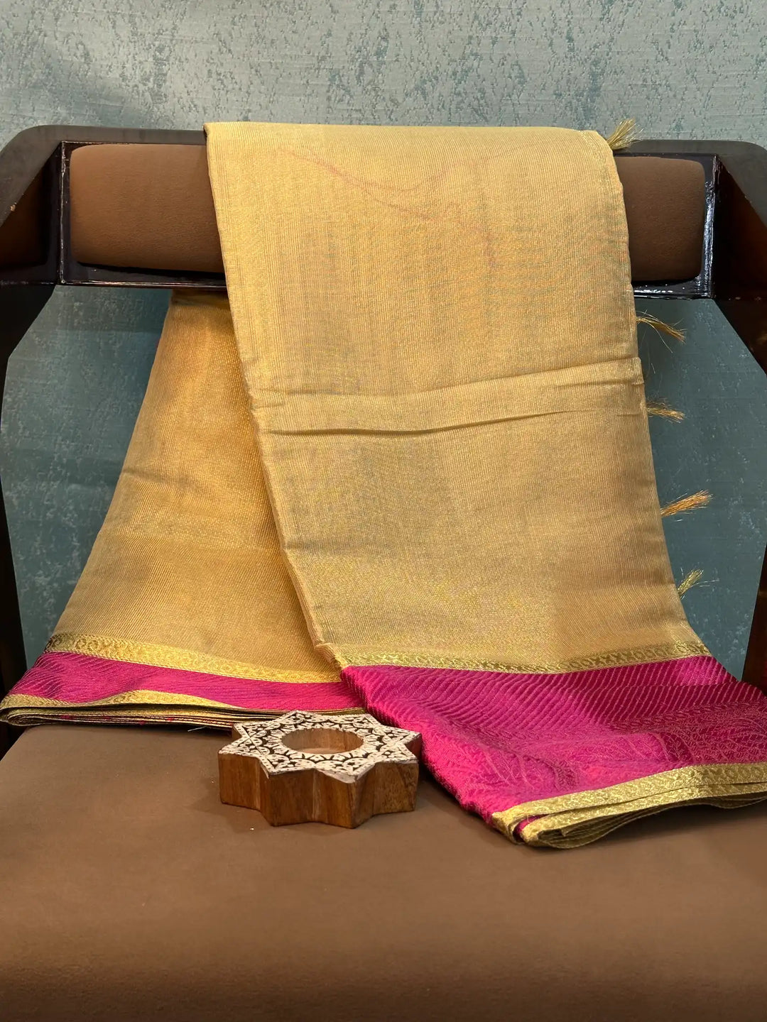 Contemporary Weave Kora Tissue Silk Banarasi Saree