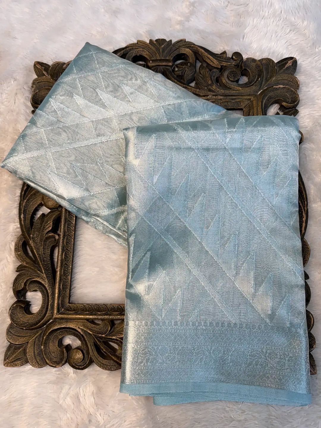 Eccentric Weave Softsilk Traditional Banarasi Saree