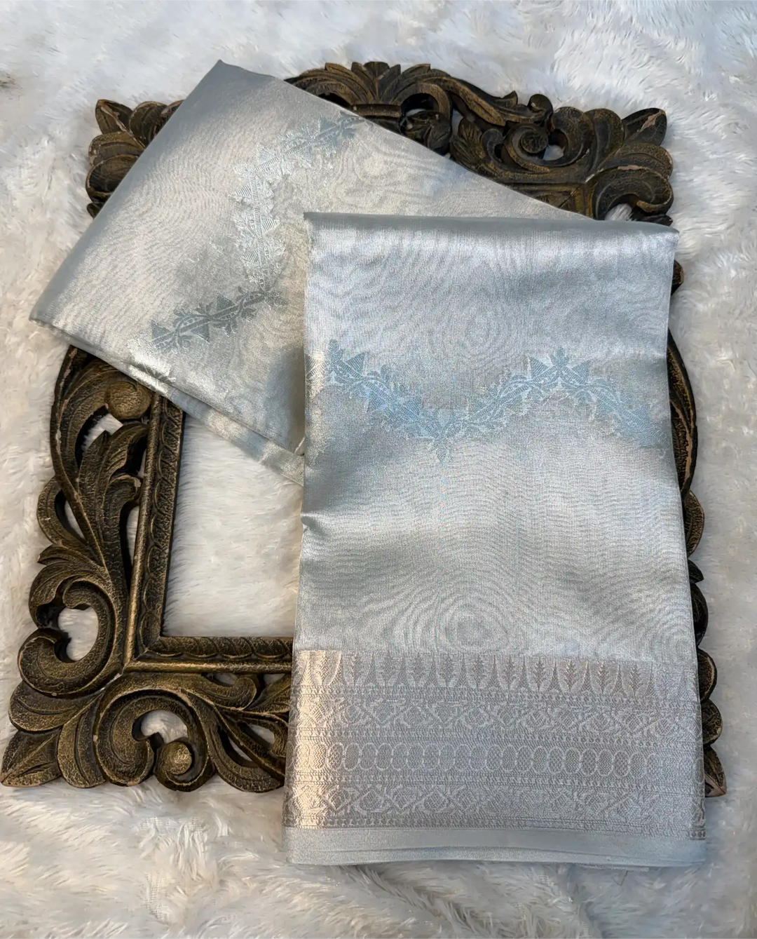 Eccentric Weave Softsilk Traditional Banarasi Saree