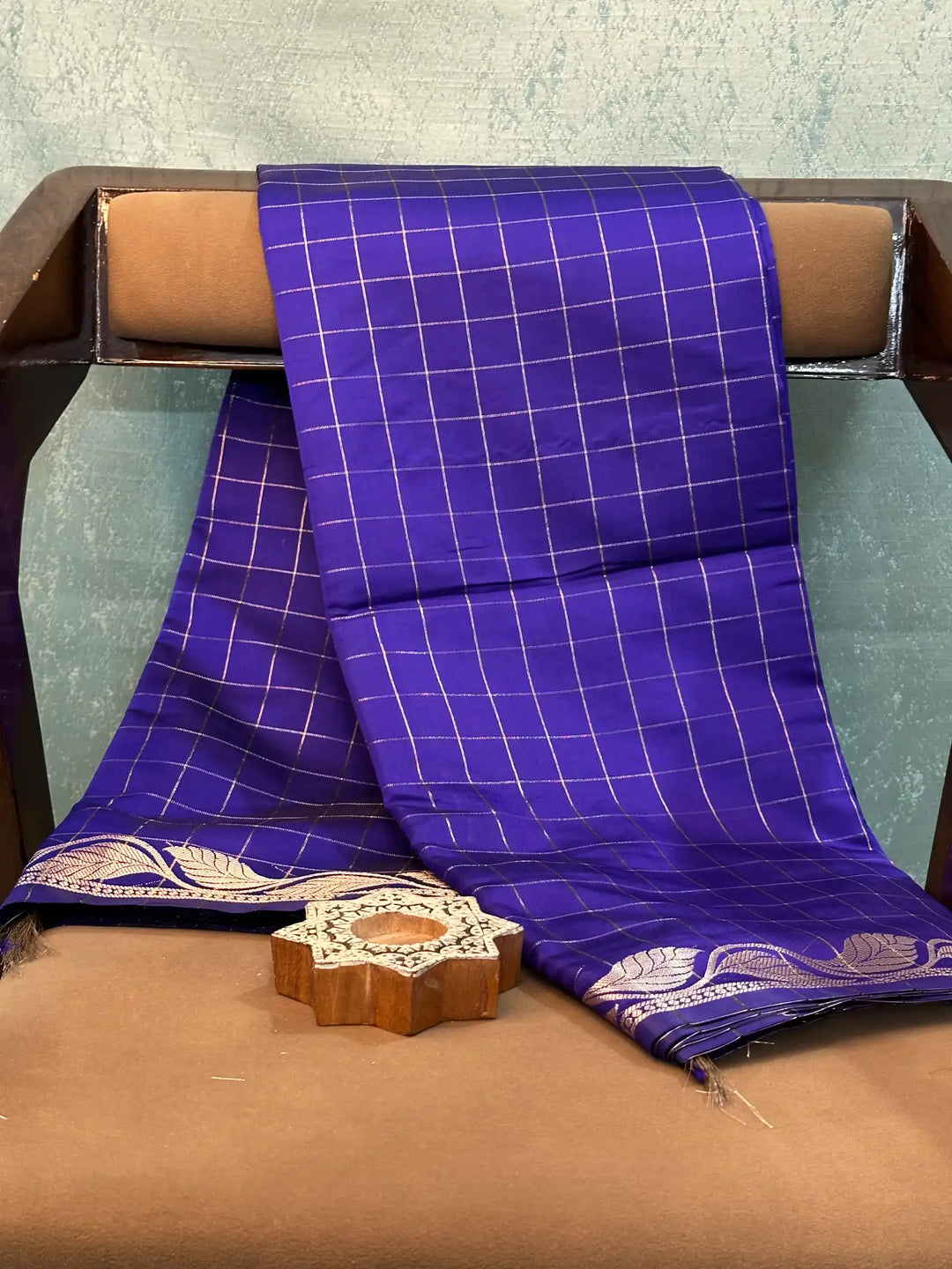 Contemporary Weave Kora Tissue Silk Banarasi Saree