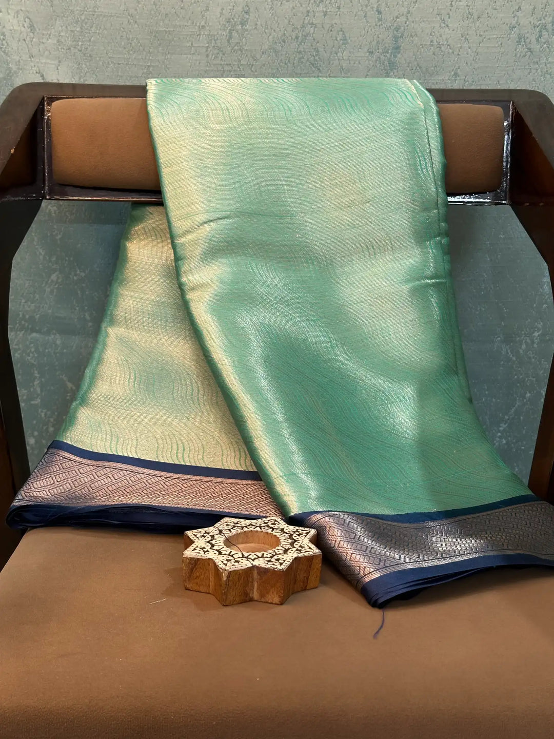 Contemporary Weave Kora Tissue Silk Banarasi Saree